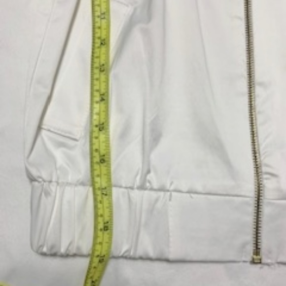 A'gaci women's short sleeve white cropped jacket - Picture 5 of 6